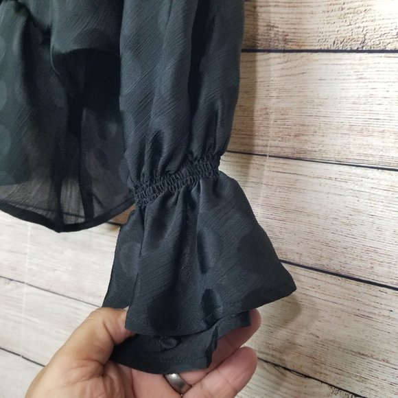 BB DAKOTA Dream Jacquard Dot Chiffon Black Blouse Size Small - Picture 5 of 14